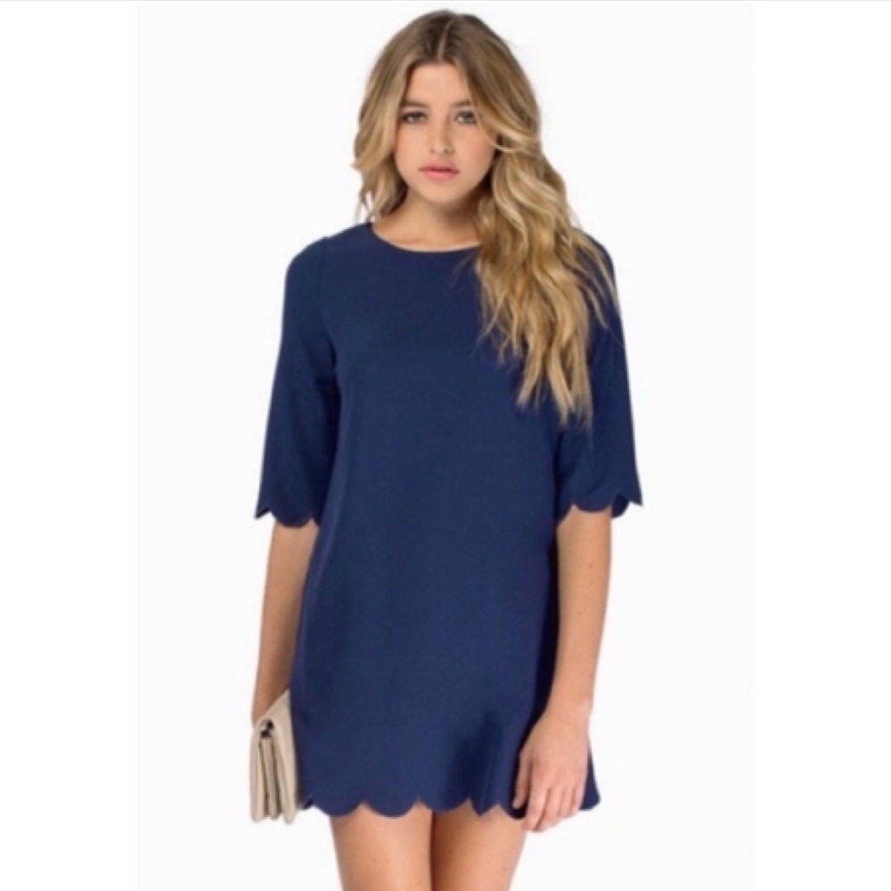 Tobi Woman’s Size XS Navy scalloped sleeve and hem mini Dress